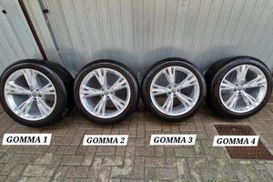 SET COMPLETO CERCHI AUDI Q8 21" + PNEUMATICI M+S