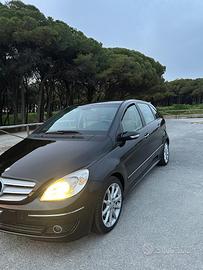 Mercedes Classe B200