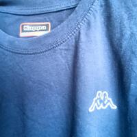 due magliette. una Robe di kappa tg. XXL e Payper 