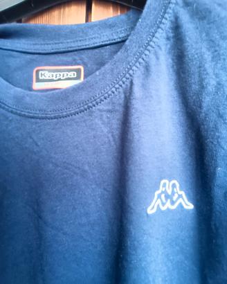 due magliette. una Robe di kappa tg. XXL e Payper 