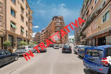 3 LOCALI A ROMA