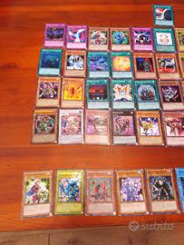 LOTTO 61 CARTE DI YU GI HO-KONAMI