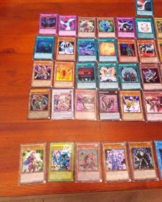 LOTTO 61 CARTE DI YU GI HO-KONAMI