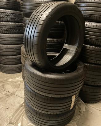 235 45 19 Goodyear estive 85%