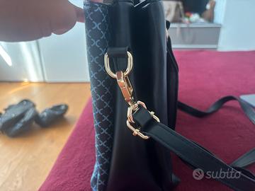 Borsa nere e blu