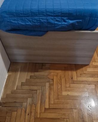 rete con letto singolo