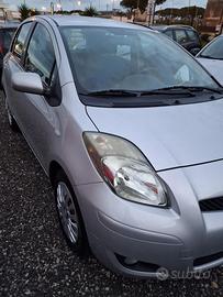 TOYOTA - Yaris - 1.4 D-4D 5p. Sol