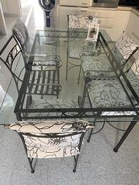 Tavolo cristallo con sedie