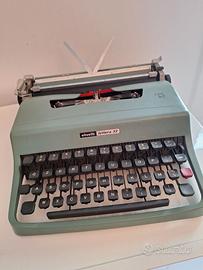 VINTAGE anni 60 - Macchina da scrivere Olivetti