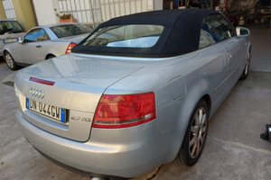 Auto molto bella .interni pelle full optional