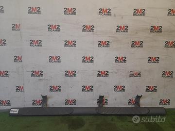 PEDANA LATO SINISTRO NISSAN Navara 1Â° Serie YD25