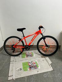 bicicletta atala nera arancione