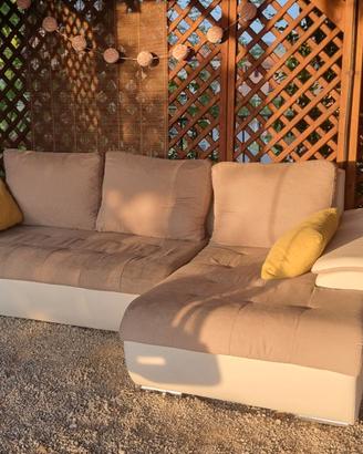 Divano letto con penisola e contenitore