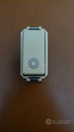 Vimar serie 8000 Pulsante