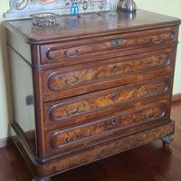 Como cassettone noce e radica