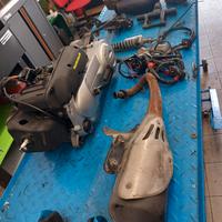 Ricambi scarabeo piaggio 2t