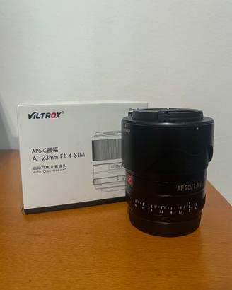 Vilrox 23 mm 1.4  (Sony Apsc)