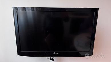 Monitor TV LG 22" - Ideale per cucina, camera o PC