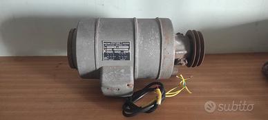 Pompa Idraulica a Ingranaggi Vintage Anni 80 - Ric