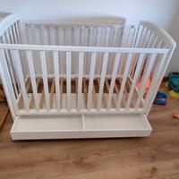 culla, lettino e armadio