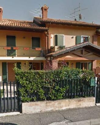 Villetta a schiera di 230 m² con più di 5 locali e