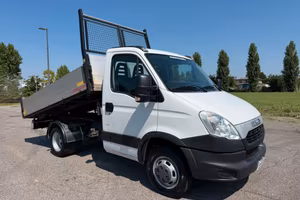 Iveco Daily 35C11 - RIBALTABILE TRILATERALE