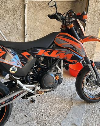 Ktm 690 smc