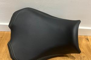 Sella ribassata Yamaha Tracer 900