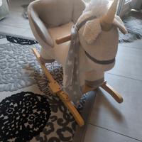 cavalluccio a dondolo