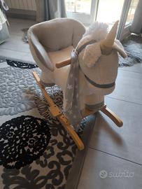 cavalluccio a dondolo