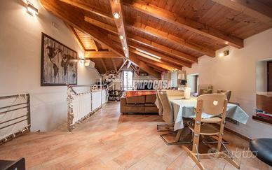 Appartamento ampio e ristrutturato con box doppio