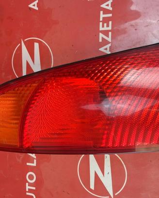 FANALE POSTERIORE SINISTRO Ford Focus MK1 Codice 1