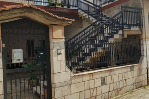 Intera proprietà bifamiliare