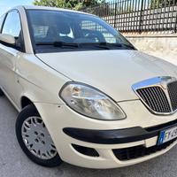Lancia Ypsilon 1.4 benz. magnifiche condizioni
