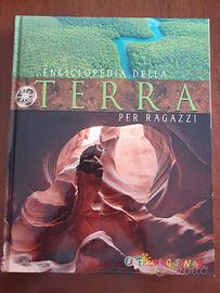 Enciclopedia della terra per ragazzi. Ediz. illust