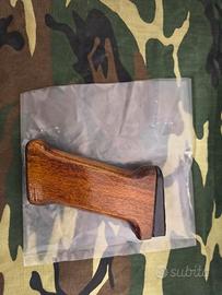 Impugnatura in legno