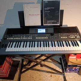 Tastiera Yamaha PSR-S670