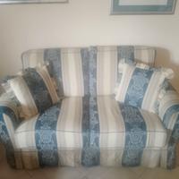 2 Divani,uno diventa letto