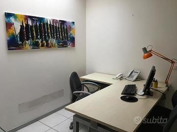 Stanze con utenze e servizi in studio legale