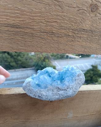 Geode Celestina Madagascar 1,389 kg – Sky Blue