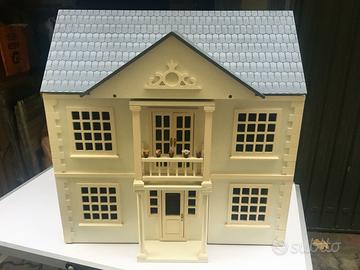 Dollhouse smontata