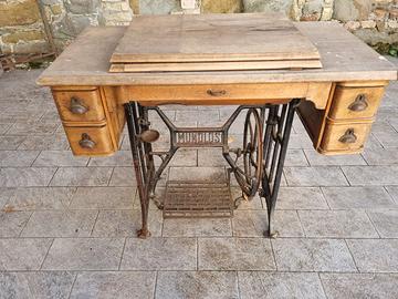 Macchine da cucire Mundlos
