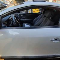RENAULT MEGANE 2010 - PORTA ANTERIORE SINISTRO