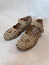 Scarpe donna traforate
