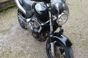 moto honda hornet 600