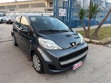 Peugeot 107 1.0 benzina 68 cavalli 2010