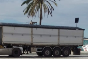 Semirimorchio ribaltabile trilaterale Paganini