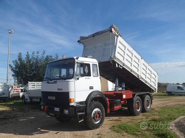 Iveco 330.36 ribaltabile