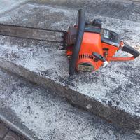 Attrezzattura Vintage ( motosega )