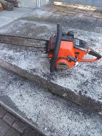 Attrezzattura Vintage ( motosega )